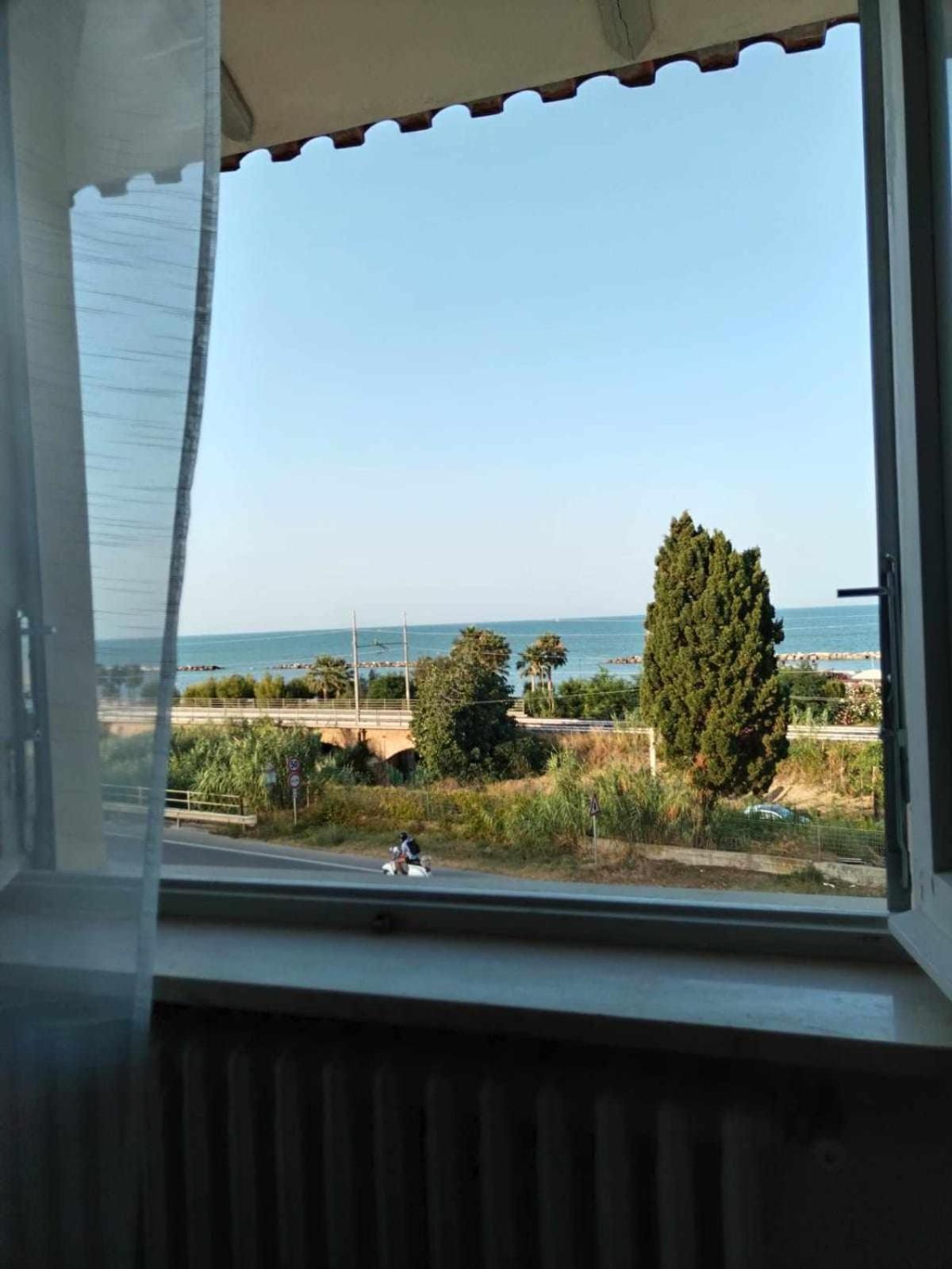 Mandema' Apartment Campofilone ภายนอก รูปภาพ